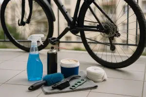 Fahrrad reinigen ohne Wasser – so bleibt dein Bike auch ohne Gartenschlauch sauber